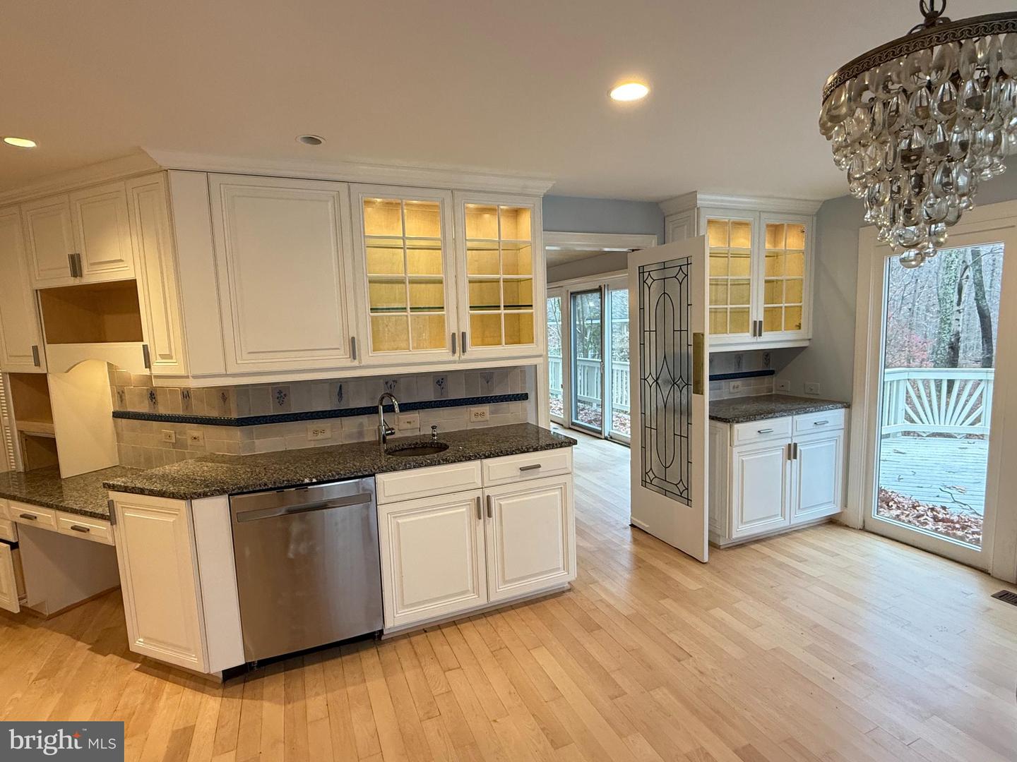 10701 SYCAMORE SPRINGS LN, GREAT FALLS, Virginia 22066, 6 Bedrooms Bedrooms, ,4 BathroomsBathrooms,Residential,For sale,10701 SYCAMORE SPRINGS LN,VAFX2279598 MLS # VAFX2279598