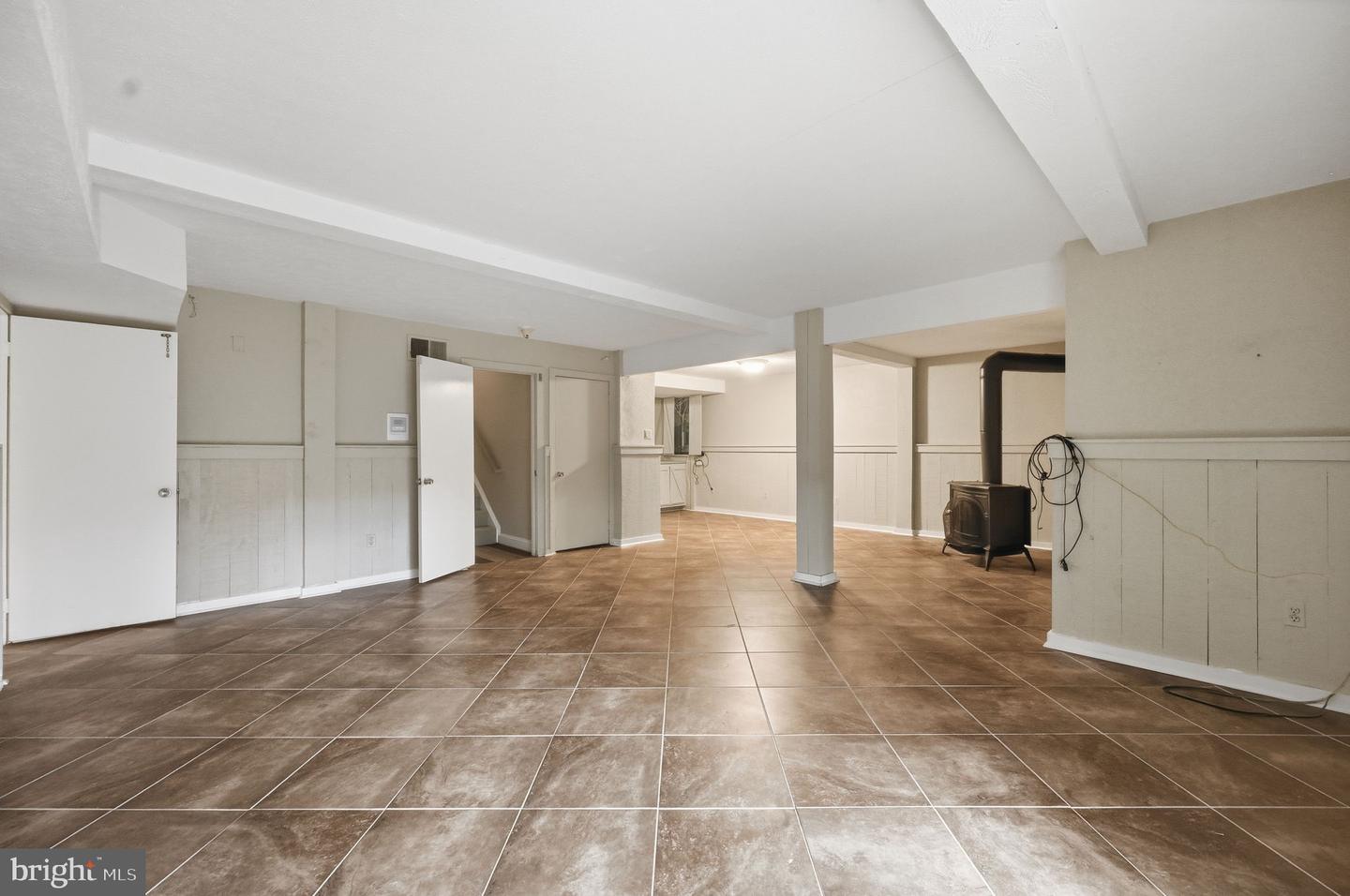 10701 SYCAMORE SPRINGS LN, GREAT FALLS, Virginia 22066, 6 Bedrooms Bedrooms, ,4 BathroomsBathrooms,Residential,For sale,10701 SYCAMORE SPRINGS LN,VAFX2279598 MLS # VAFX2279598