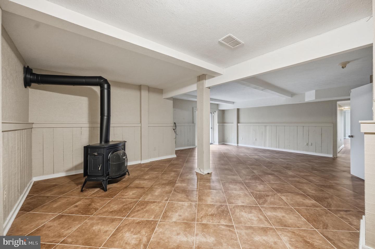 10701 SYCAMORE SPRINGS LN, GREAT FALLS, Virginia 22066, 6 Bedrooms Bedrooms, ,4 BathroomsBathrooms,Residential,For sale,10701 SYCAMORE SPRINGS LN,VAFX2279598 MLS # VAFX2279598