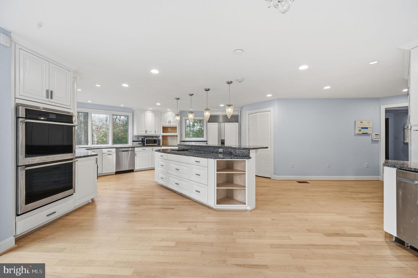 10701 SYCAMORE SPRINGS LN, GREAT FALLS, Virginia 22066, 6 Bedrooms Bedrooms, ,4 BathroomsBathrooms,Residential,For sale,10701 SYCAMORE SPRINGS LN,VAFX2279598 MLS # VAFX2279598