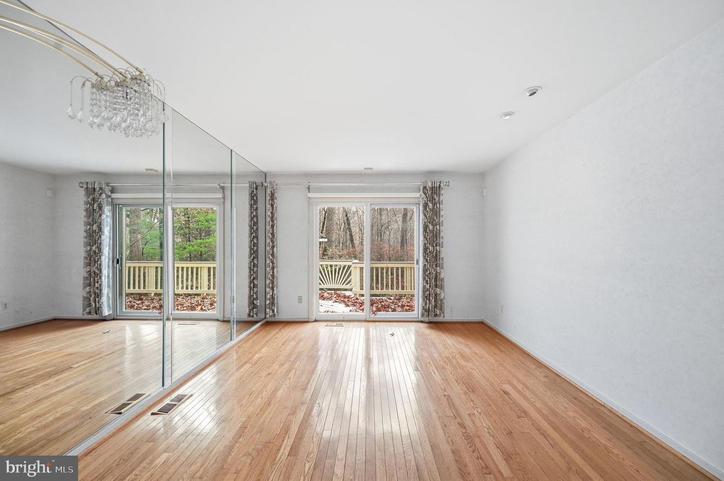 10701 SYCAMORE SPRINGS LN, GREAT FALLS, Virginia 22066, 6 Bedrooms Bedrooms, ,4 BathroomsBathrooms,Residential,For sale,10701 SYCAMORE SPRINGS LN,VAFX2279598 MLS # VAFX2279598