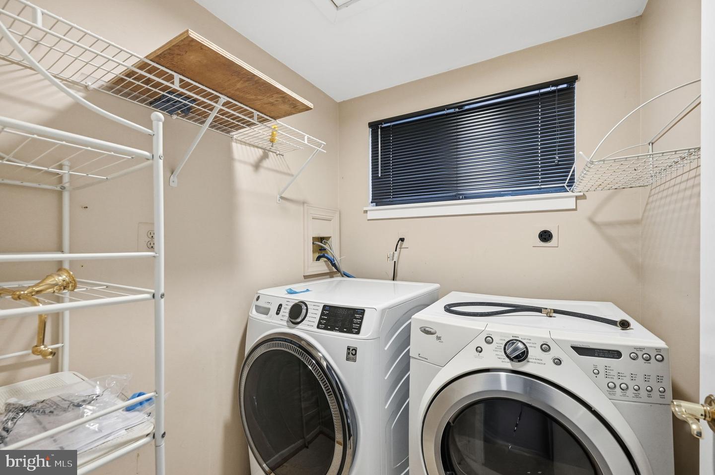 10701 SYCAMORE SPRINGS LN, GREAT FALLS, Virginia 22066, 6 Bedrooms Bedrooms, ,4 BathroomsBathrooms,Residential,For sale,10701 SYCAMORE SPRINGS LN,VAFX2279598 MLS # VAFX2279598