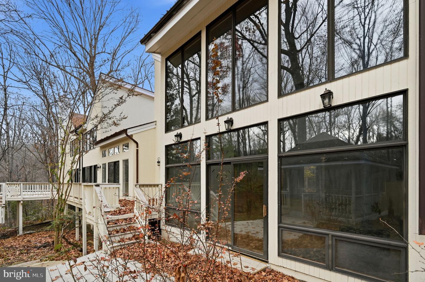 10701 SYCAMORE SPRINGS LN, GREAT FALLS, Virginia 22066, 6 Bedrooms Bedrooms, ,4 BathroomsBathrooms,Residential,For sale,10701 SYCAMORE SPRINGS LN,VAFX2279598 MLS # VAFX2279598