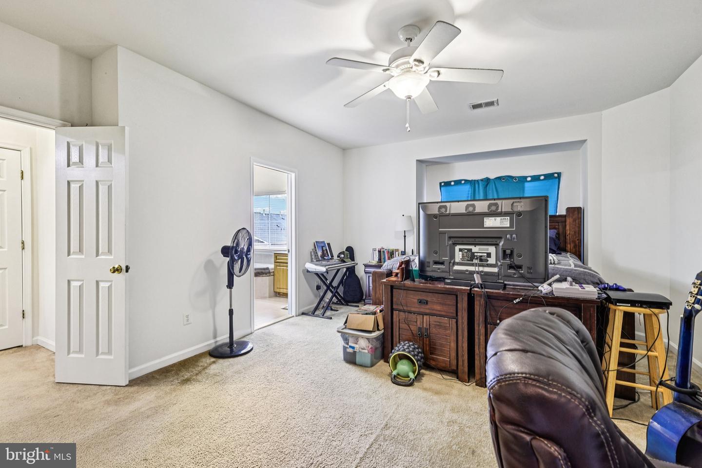 4817 DASHIELL PL, WOODBRIDGE, Virginia 22192, 3 Bedrooms Bedrooms, ,2 BathroomsBathrooms,Residential,For sale,4817 DASHIELL PL,VAPW2107986 MLS # VAPW2107986 4817 DASHIELL PL, WOODBRIDGE, Virginia 22192, 3 Bedrooms Bedrooms, ,2 BathroomsBathrooms,Residential,For sale,4817 DASHIELL PL,VAPW2107986 MLS # VAPW2107986