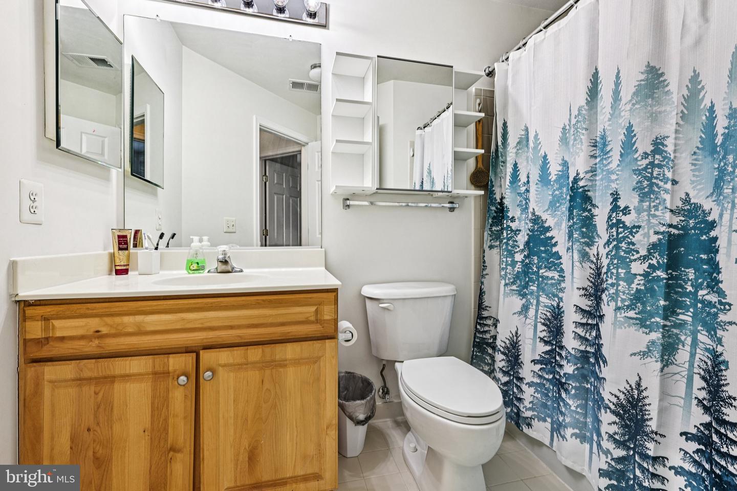 4817 DASHIELL PL, WOODBRIDGE, Virginia 22192, 3 Bedrooms Bedrooms, ,2 BathroomsBathrooms,Residential,For sale,4817 DASHIELL PL,VAPW2107986 MLS # VAPW2107986 4817 DASHIELL PL, WOODBRIDGE, Virginia 22192, 3 Bedrooms Bedrooms, ,2 BathroomsBathrooms,Residential,For sale,4817 DASHIELL PL,VAPW2107986 MLS # VAPW2107986