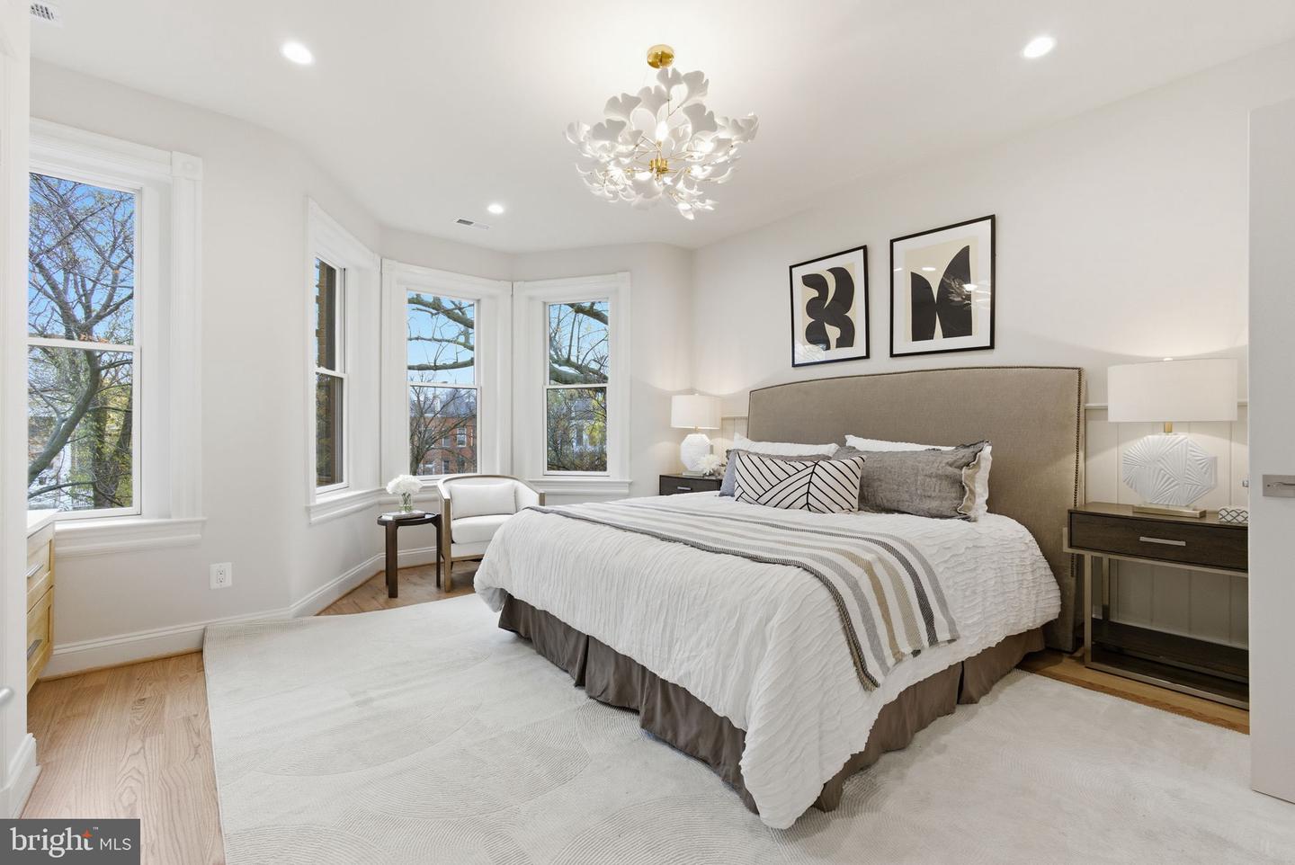 1319 EAST CAPITOL ST SE, WASHINGTON, District Of Columbia 20003, 4 Bedrooms Bedrooms, ,3 BathroomsBathrooms,Residential,For sale,1319 EAST CAPITOL ST SE,DCDC2232466 MLS # DCDC2232466