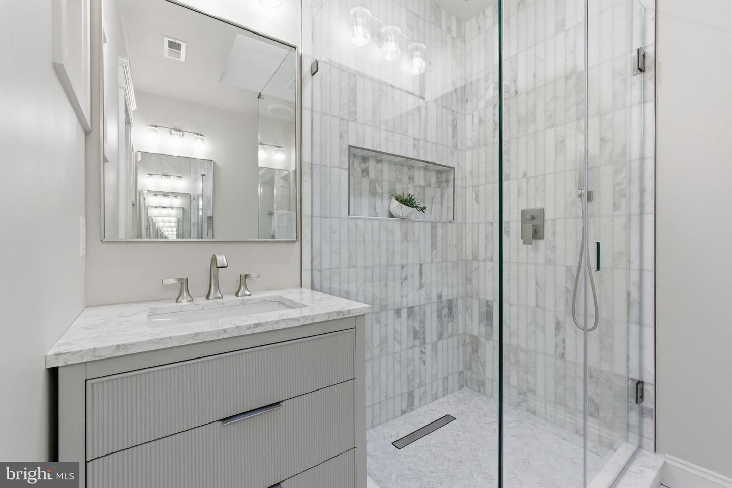 1319 EAST CAPITOL ST SE, WASHINGTON, District Of Columbia 20003, 4 Bedrooms Bedrooms, ,3 BathroomsBathrooms,Residential,For sale,1319 EAST CAPITOL ST SE,DCDC2232466 MLS # DCDC2232466