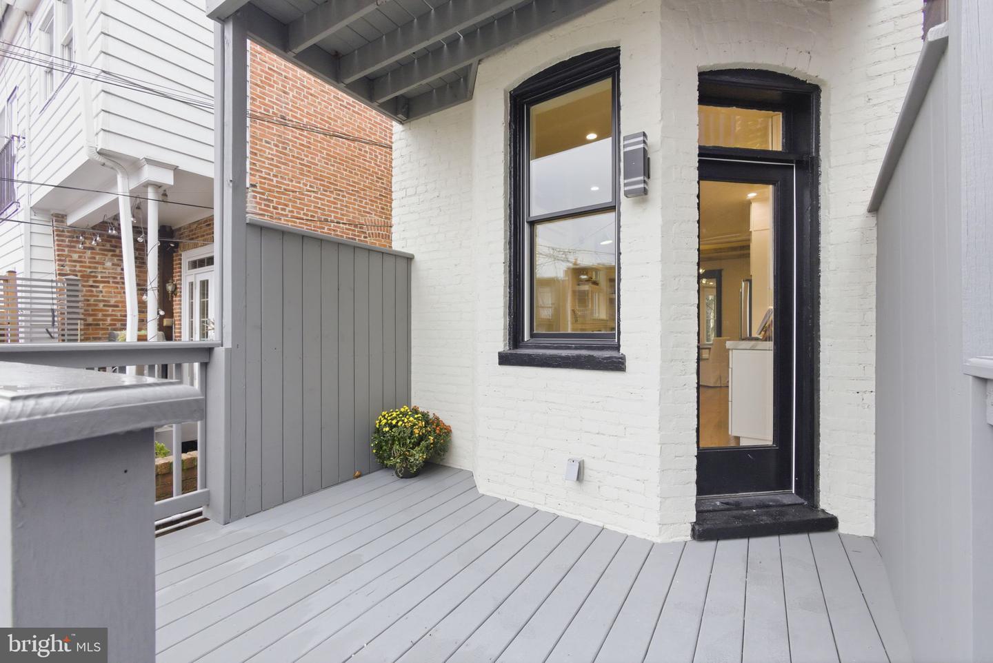 1319 EAST CAPITOL ST SE, WASHINGTON, District Of Columbia 20003, 4 Bedrooms Bedrooms, ,3 BathroomsBathrooms,Residential,For sale,1319 EAST CAPITOL ST SE,DCDC2232466 MLS # DCDC2232466