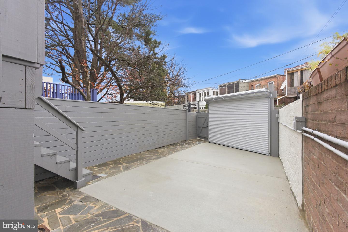 1319 EAST CAPITOL ST SE, WASHINGTON, District Of Columbia 20003, 4 Bedrooms Bedrooms, ,3 BathroomsBathrooms,Residential,For sale,1319 EAST CAPITOL ST SE,DCDC2232466 MLS # DCDC2232466