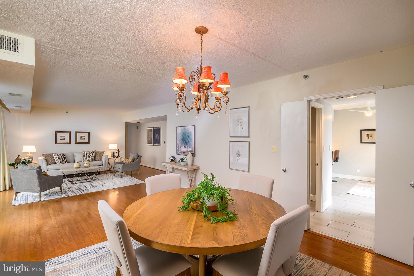 1016 S WAYNE ST S #604, ARLINGTON, Virginia 22204, 2 Bedrooms Bedrooms, ,2 BathroomsBathrooms,Residential,For sale,1016 S WAYNE ST S #604,VAAR2066276 MLS # VAAR2066276