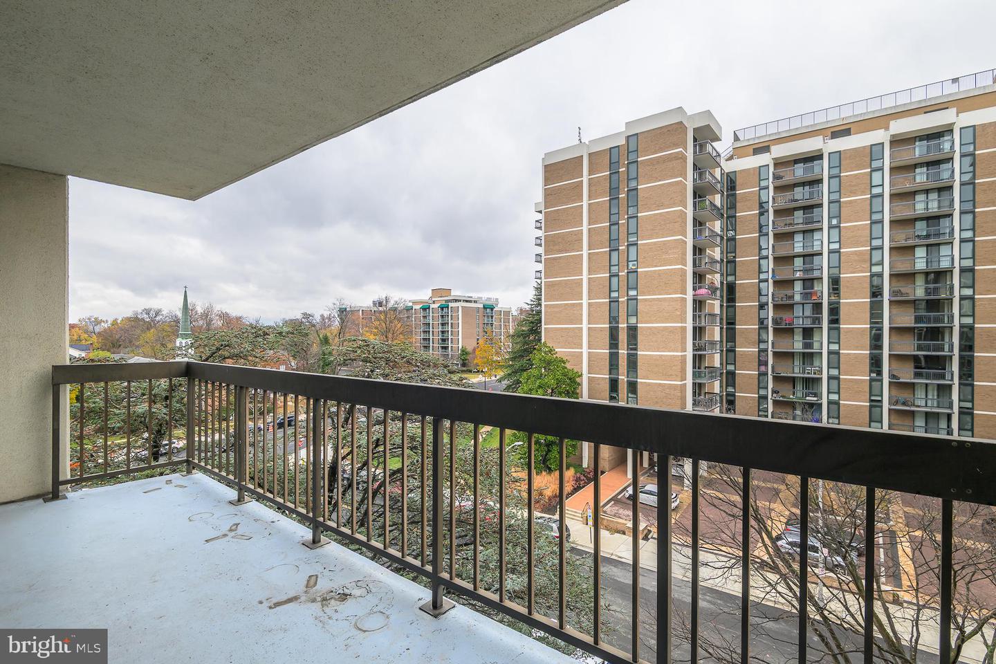 1016 S WAYNE ST S #604, ARLINGTON, Virginia 22204, 2 Bedrooms Bedrooms, ,2 BathroomsBathrooms,Residential,For sale,1016 S WAYNE ST S #604,VAAR2066276 MLS # VAAR2066276