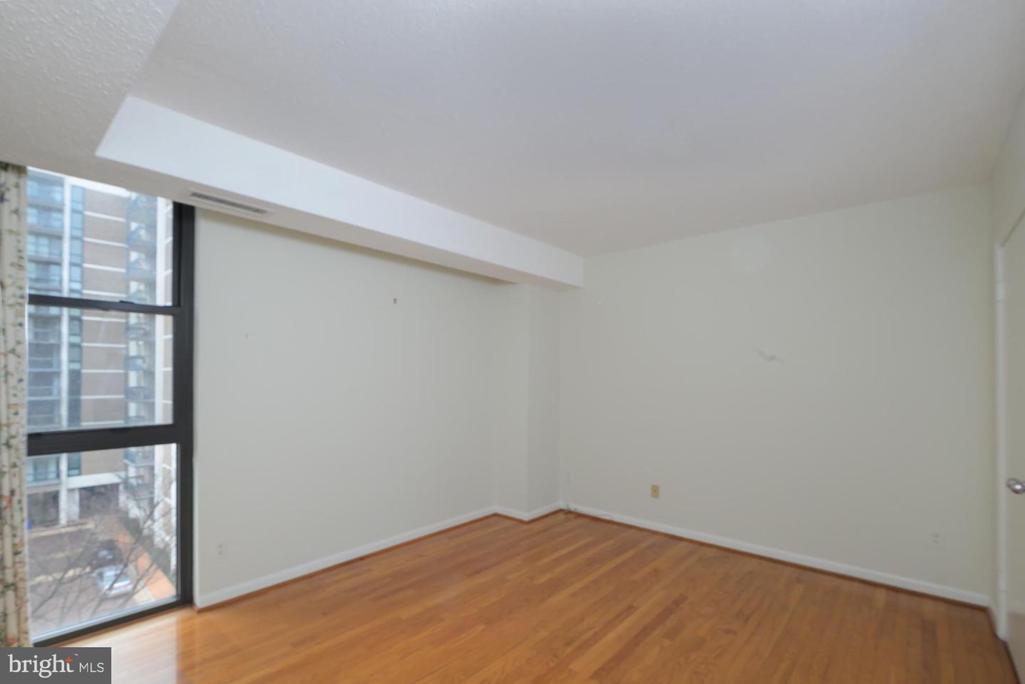 1016 S WAYNE ST S #604, ARLINGTON, Virginia 22204, 2 Bedrooms Bedrooms, ,2 BathroomsBathrooms,Residential,For sale,1016 S WAYNE ST S #604,VAAR2066276 MLS # VAAR2066276