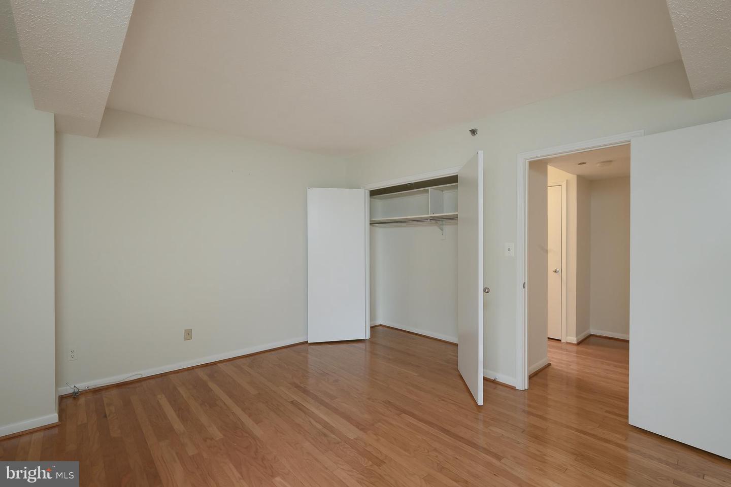 1016 S WAYNE ST S #604, ARLINGTON, Virginia 22204, 2 Bedrooms Bedrooms, ,2 BathroomsBathrooms,Residential,For sale,1016 S WAYNE ST S #604,VAAR2066276 MLS # VAAR2066276