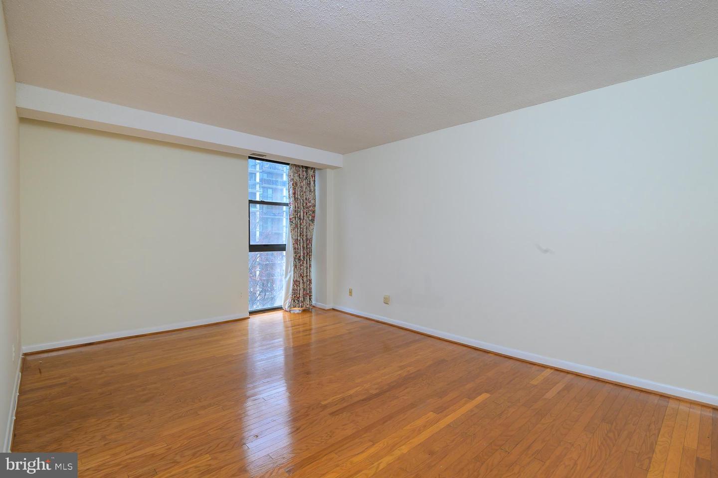 1016 S WAYNE ST S #604, ARLINGTON, Virginia 22204, 2 Bedrooms Bedrooms, ,2 BathroomsBathrooms,Residential,For sale,1016 S WAYNE ST S #604,VAAR2066276 MLS # VAAR2066276