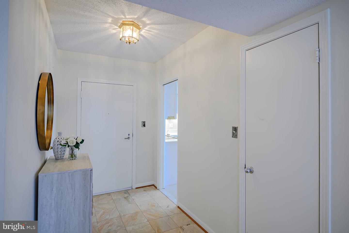 1016 S WAYNE ST S #604, ARLINGTON, Virginia 22204, 2 Bedrooms Bedrooms, ,2 BathroomsBathrooms,Residential,For sale,1016 S WAYNE ST S #604,VAAR2066276 MLS # VAAR2066276