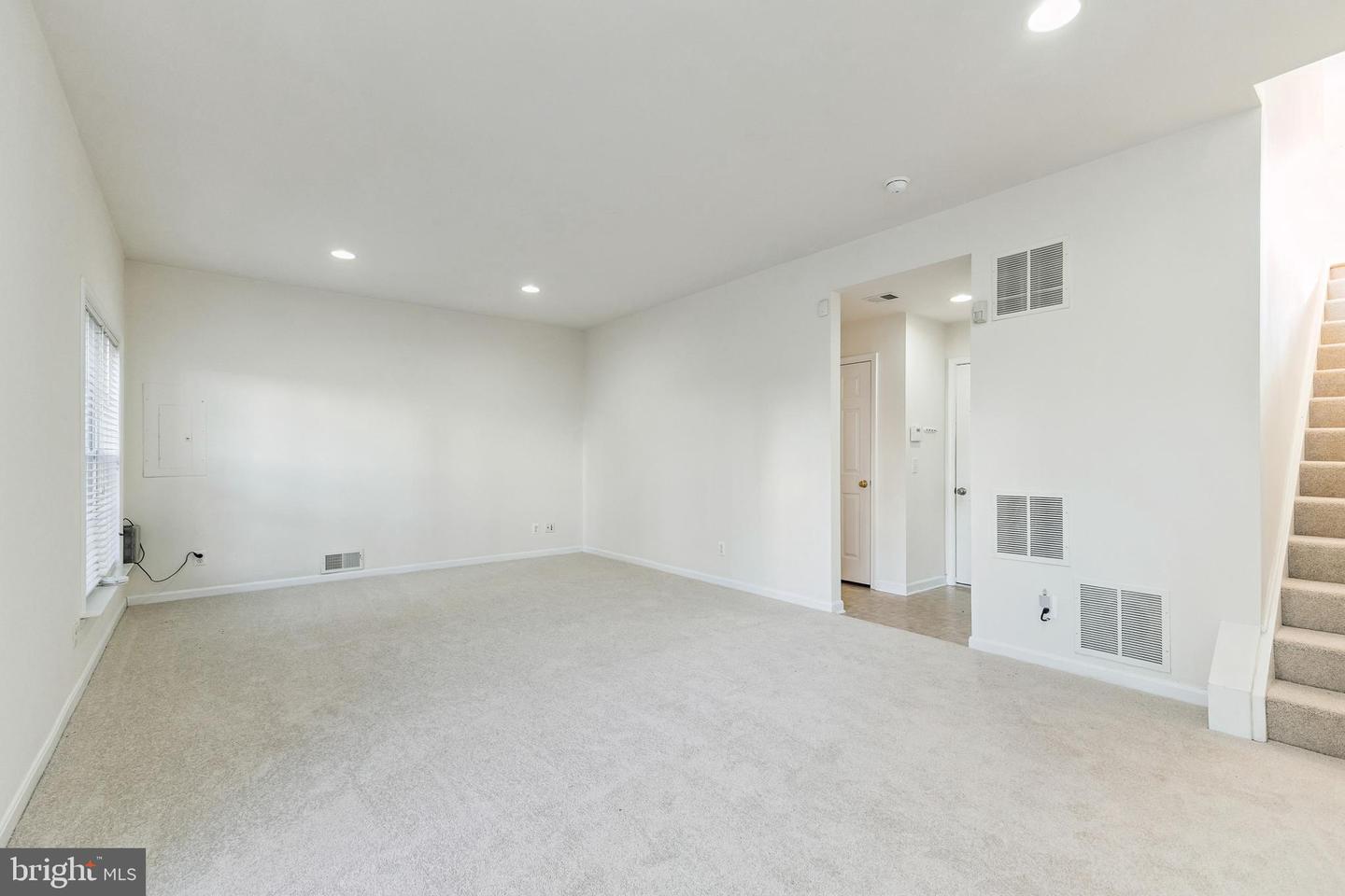 13083 ROSE PETAL CIR, HERNDON, Virginia 20171, 3 Bedrooms Bedrooms, ,2 BathroomsBathrooms,Residential,For sale,13083 ROSE PETAL CIR,VAFX2279876 MLS # VAFX2279876 13083 ROSE PETAL CIR, HERNDON, Virginia 20171, 3 Bedrooms Bedrooms, ,2 BathroomsBathrooms,Residential,For sale,13083 ROSE PETAL CIR,VAFX2279876 MLS # VAFX2279876