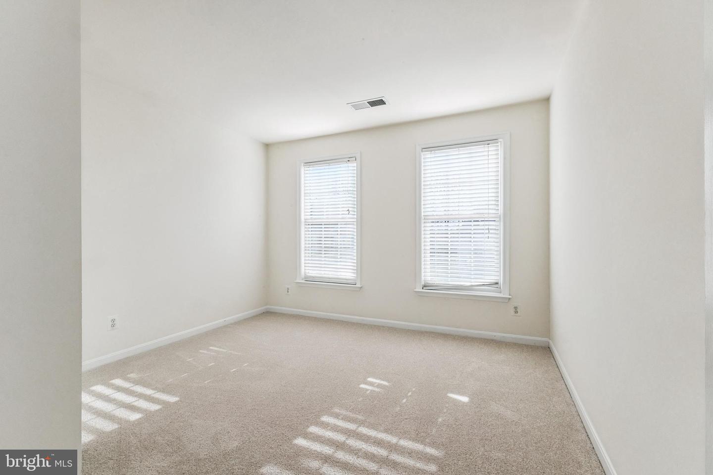 13083 ROSE PETAL CIR, HERNDON, Virginia 20171, 3 Bedrooms Bedrooms, ,2 BathroomsBathrooms,Residential,For sale,13083 ROSE PETAL CIR,VAFX2279876 MLS # VAFX2279876 13083 ROSE PETAL CIR, HERNDON, Virginia 20171, 3 Bedrooms Bedrooms, ,2 BathroomsBathrooms,Residential,For sale,13083 ROSE PETAL CIR,VAFX2279876 MLS # VAFX2279876