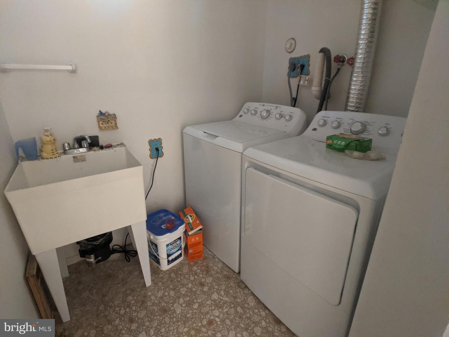 106 PATRICK PL, STEPHENS CITY, Virginia 22655, 4 Bedrooms Bedrooms, ,2 BathroomsBathrooms,Residential,For sale,106 PATRICK PL,VAFV2038152 MLS # VAFV2038152 106 PATRICK PL, STEPHENS CITY, Virginia 22655, 4 Bedrooms Bedrooms, ,2 BathroomsBathrooms,Residential,For sale,106 PATRICK PL,VAFV2038152 MLS # VAFV2038152