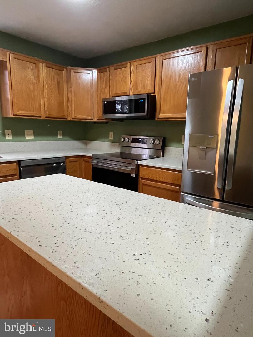 305 SUTTON CT, WINCHESTER, Virginia 22601, 2 Bedrooms Bedrooms, ,1 BathroomBathrooms,Residential,For sale,305 SUTTON CT,VAFV2038156 MLS # VAFV2038156 305 SUTTON CT, WINCHESTER, Virginia 22601, 2 Bedrooms Bedrooms, ,1 BathroomBathrooms,Residential,For sale,305 SUTTON CT,VAFV2038156 MLS # VAFV2038156