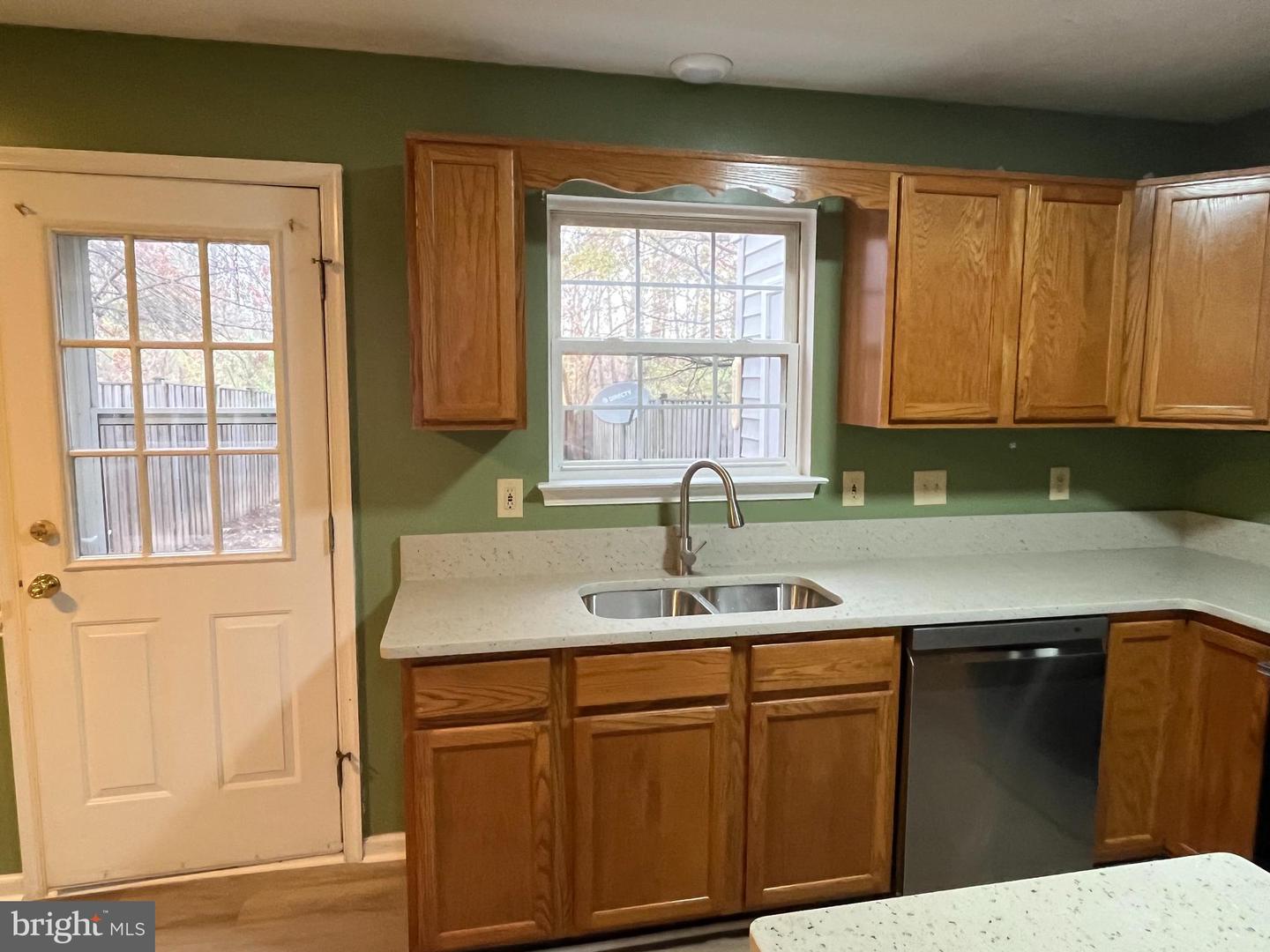 305 SUTTON CT, WINCHESTER, Virginia 22601, 2 Bedrooms Bedrooms, ,1 BathroomBathrooms,Residential,For sale,305 SUTTON CT,VAFV2038156 MLS # VAFV2038156 305 SUTTON CT, WINCHESTER, Virginia 22601, 2 Bedrooms Bedrooms, ,1 BathroomBathrooms,Residential,For sale,305 SUTTON CT,VAFV2038156 MLS # VAFV2038156