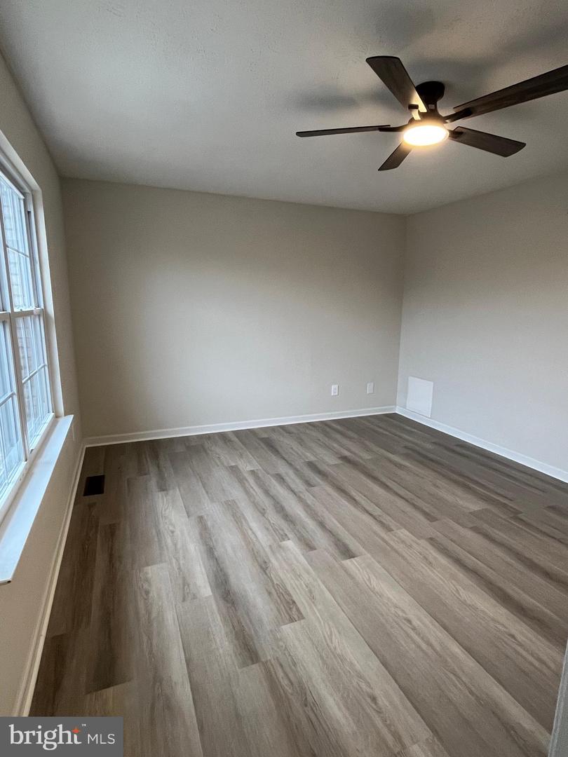 305 SUTTON CT, WINCHESTER, Virginia 22601, 2 Bedrooms Bedrooms, ,1 BathroomBathrooms,Residential,For sale,305 SUTTON CT,VAFV2038156 MLS # VAFV2038156 305 SUTTON CT, WINCHESTER, Virginia 22601, 2 Bedrooms Bedrooms, ,1 BathroomBathrooms,Residential,For sale,305 SUTTON CT,VAFV2038156 MLS # VAFV2038156