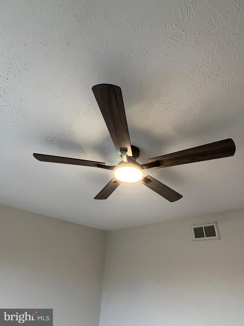 305 SUTTON CT, WINCHESTER, Virginia 22601, 2 Bedrooms Bedrooms, ,1 BathroomBathrooms,Residential,For sale,305 SUTTON CT,VAFV2038156 MLS # VAFV2038156 305 SUTTON CT, WINCHESTER, Virginia 22601, 2 Bedrooms Bedrooms, ,1 BathroomBathrooms,Residential,For sale,305 SUTTON CT,VAFV2038156 MLS # VAFV2038156