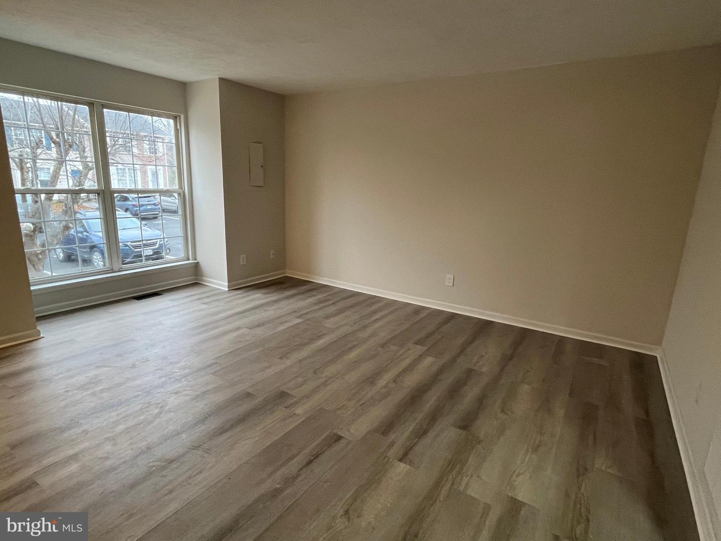 305 SUTTON CT, WINCHESTER, Virginia 22601, 2 Bedrooms Bedrooms, ,1 BathroomBathrooms,Residential,For sale,305 SUTTON CT,VAFV2038156 MLS # VAFV2038156 305 SUTTON CT, WINCHESTER, Virginia 22601, 2 Bedrooms Bedrooms, ,1 BathroomBathrooms,Residential,For sale,305 SUTTON CT,VAFV2038156 MLS # VAFV2038156