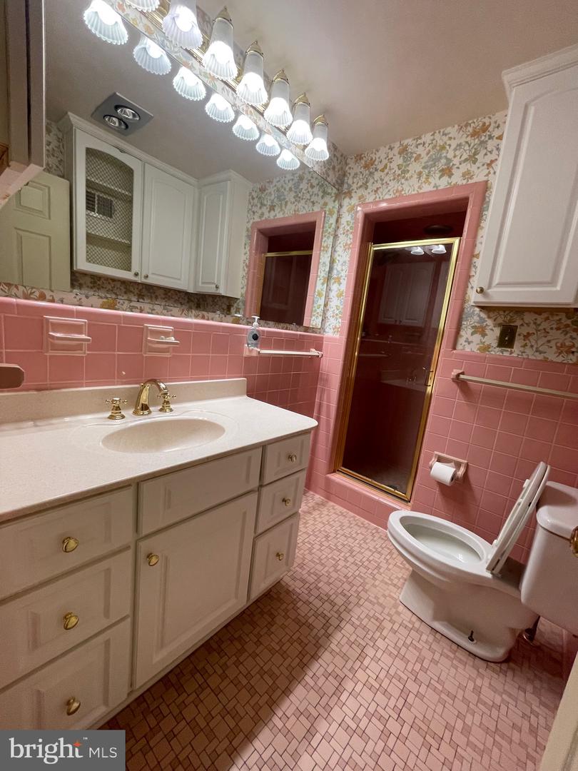 4004 LONGWOOD DR, FREDERICKSBURG, Virginia 22408, 3 Bedrooms Bedrooms, ,2 BathroomsBathrooms,Residential,For sale,4004 LONGWOOD DR,VASP2037746 MLS # VASP2037746