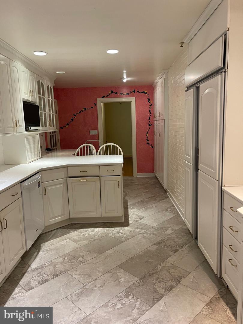 4004 LONGWOOD DR, FREDERICKSBURG, Virginia 22408, 3 Bedrooms Bedrooms, ,2 BathroomsBathrooms,Residential,For sale,4004 LONGWOOD DR,VASP2037746 MLS # VASP2037746