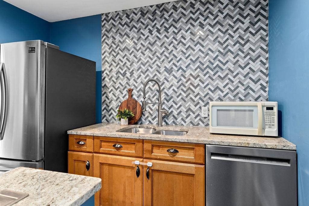 2405 FIFTH ST, STAUNTON, Virginia 24401, 3 Bedrooms Bedrooms, ,1 BathroomBathrooms,Residential,2405 FIFTH ST,671361 MLS # 671361 2405 FIFTH ST, STAUNTON, Virginia 24401, 3 Bedrooms Bedrooms, ,1 BathroomBathrooms,Residential,2405 FIFTH ST,671361 MLS # 671361