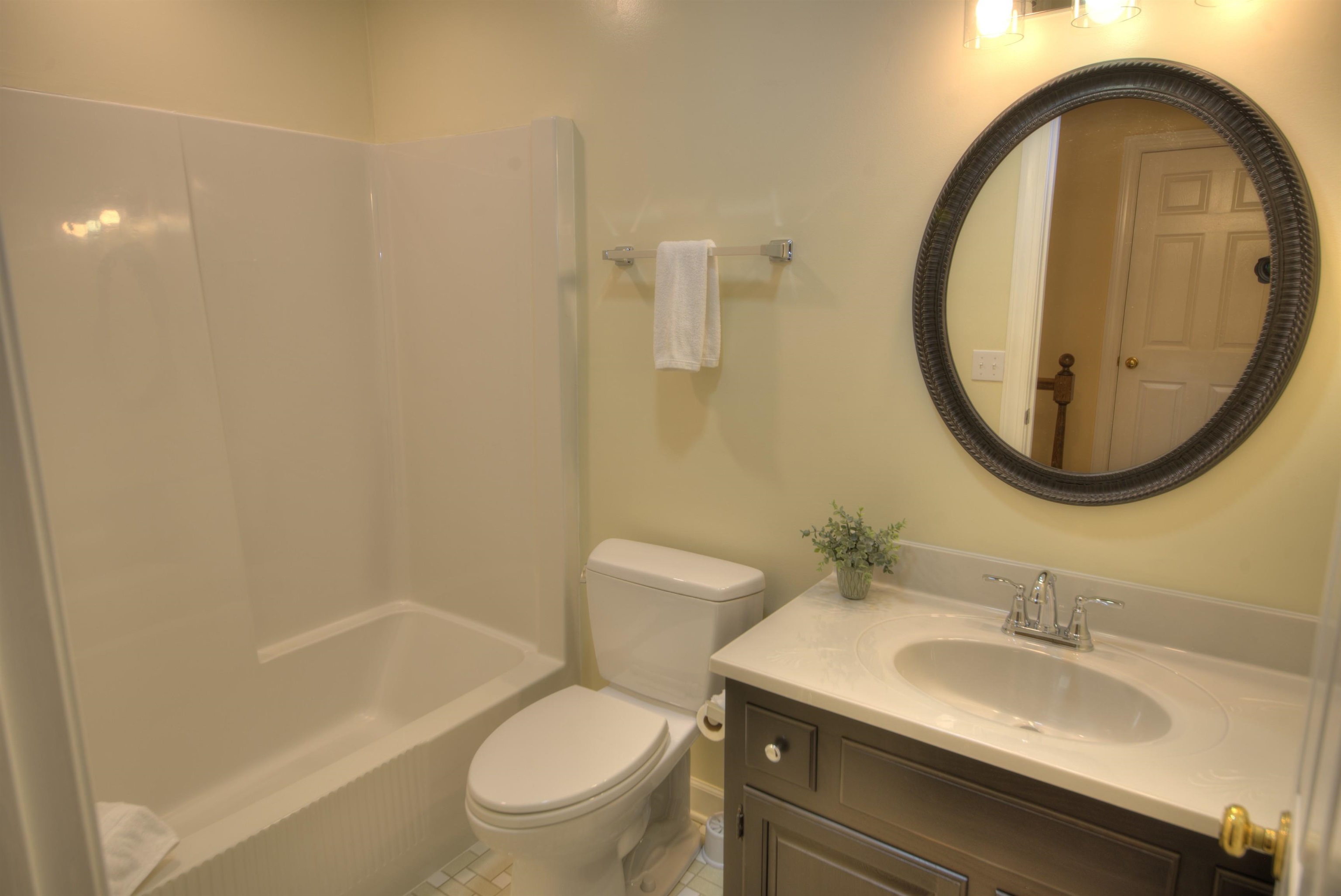 152 HUNTINGTON PL, WAYNESBORO, Virginia 22980, 4 Bedrooms Bedrooms, ,3 BathroomsBathrooms,Residential,152 HUNTINGTON PL,671368 MLS # 671368 152 HUNTINGTON PL, WAYNESBORO, Virginia 22980, 4 Bedrooms Bedrooms, ,3 BathroomsBathrooms,Residential,152 HUNTINGTON PL,671368 MLS # 671368