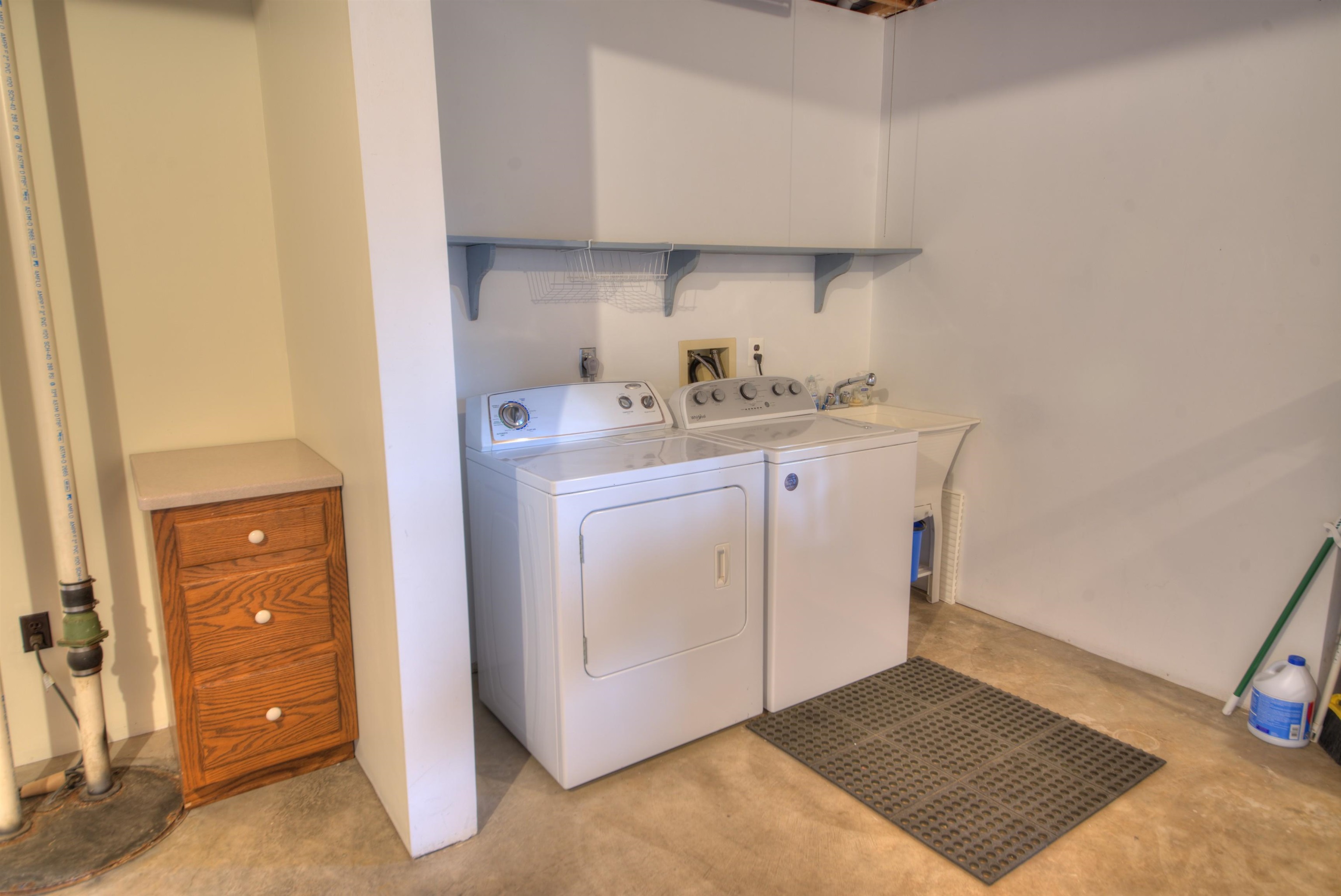 152 HUNTINGTON PL, WAYNESBORO, Virginia 22980, 4 Bedrooms Bedrooms, ,3 BathroomsBathrooms,Residential,152 HUNTINGTON PL,671368 MLS # 671368 152 HUNTINGTON PL, WAYNESBORO, Virginia 22980, 4 Bedrooms Bedrooms, ,3 BathroomsBathrooms,Residential,152 HUNTINGTON PL,671368 MLS # 671368