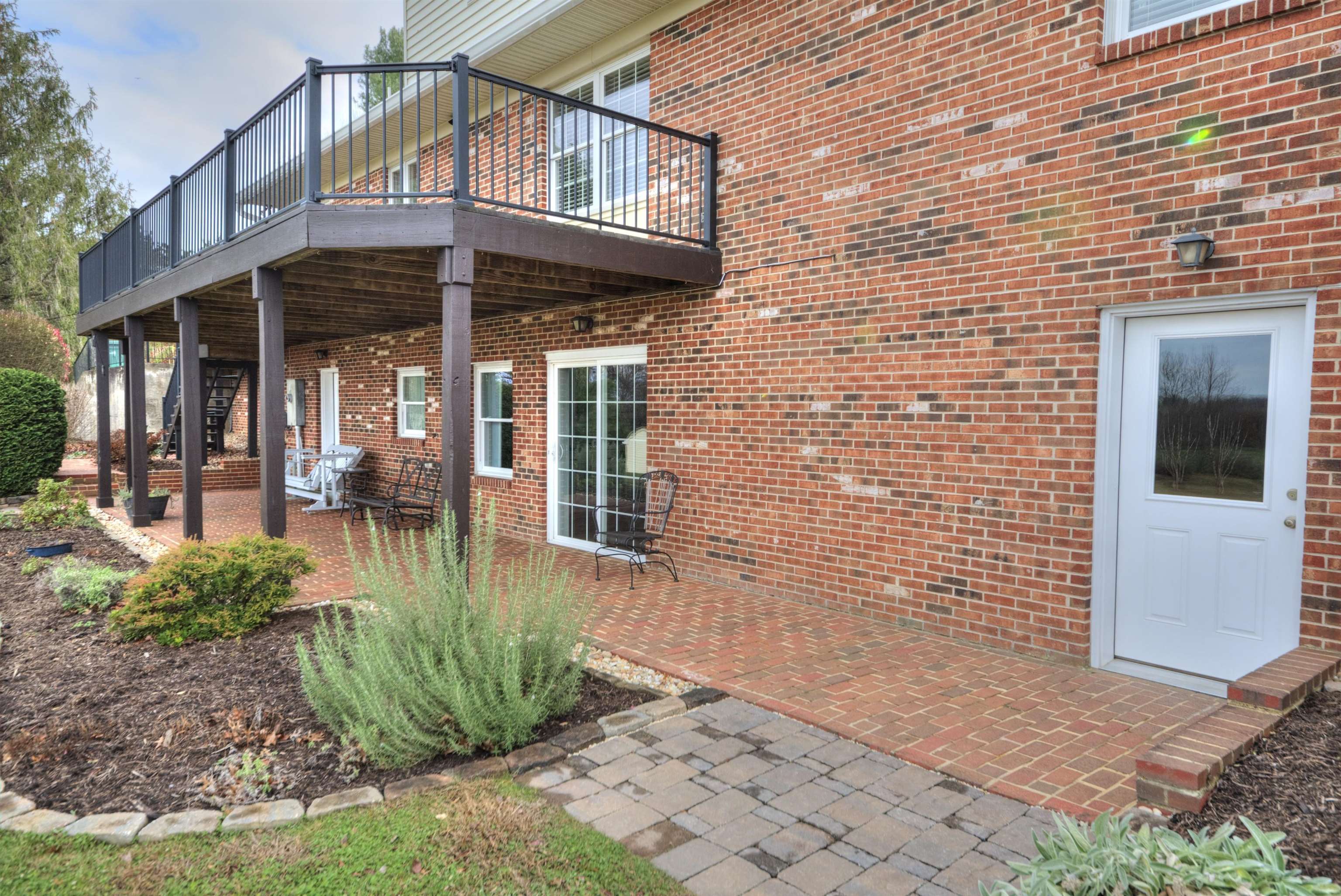 152 HUNTINGTON PL, WAYNESBORO, Virginia 22980, 4 Bedrooms Bedrooms, ,3 BathroomsBathrooms,Residential,152 HUNTINGTON PL,671368 MLS # 671368 152 HUNTINGTON PL, WAYNESBORO, Virginia 22980, 4 Bedrooms Bedrooms, ,3 BathroomsBathrooms,Residential,152 HUNTINGTON PL,671368 MLS # 671368