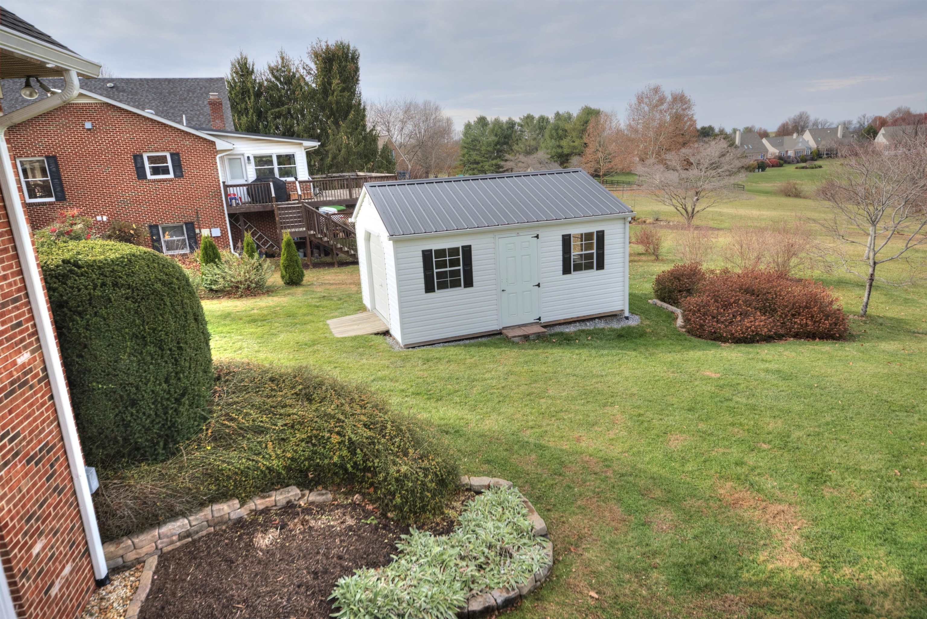 152 HUNTINGTON PL, WAYNESBORO, Virginia 22980, 4 Bedrooms Bedrooms, ,3 BathroomsBathrooms,Residential,152 HUNTINGTON PL,671368 MLS # 671368 152 HUNTINGTON PL, WAYNESBORO, Virginia 22980, 4 Bedrooms Bedrooms, ,3 BathroomsBathrooms,Residential,152 HUNTINGTON PL,671368 MLS # 671368