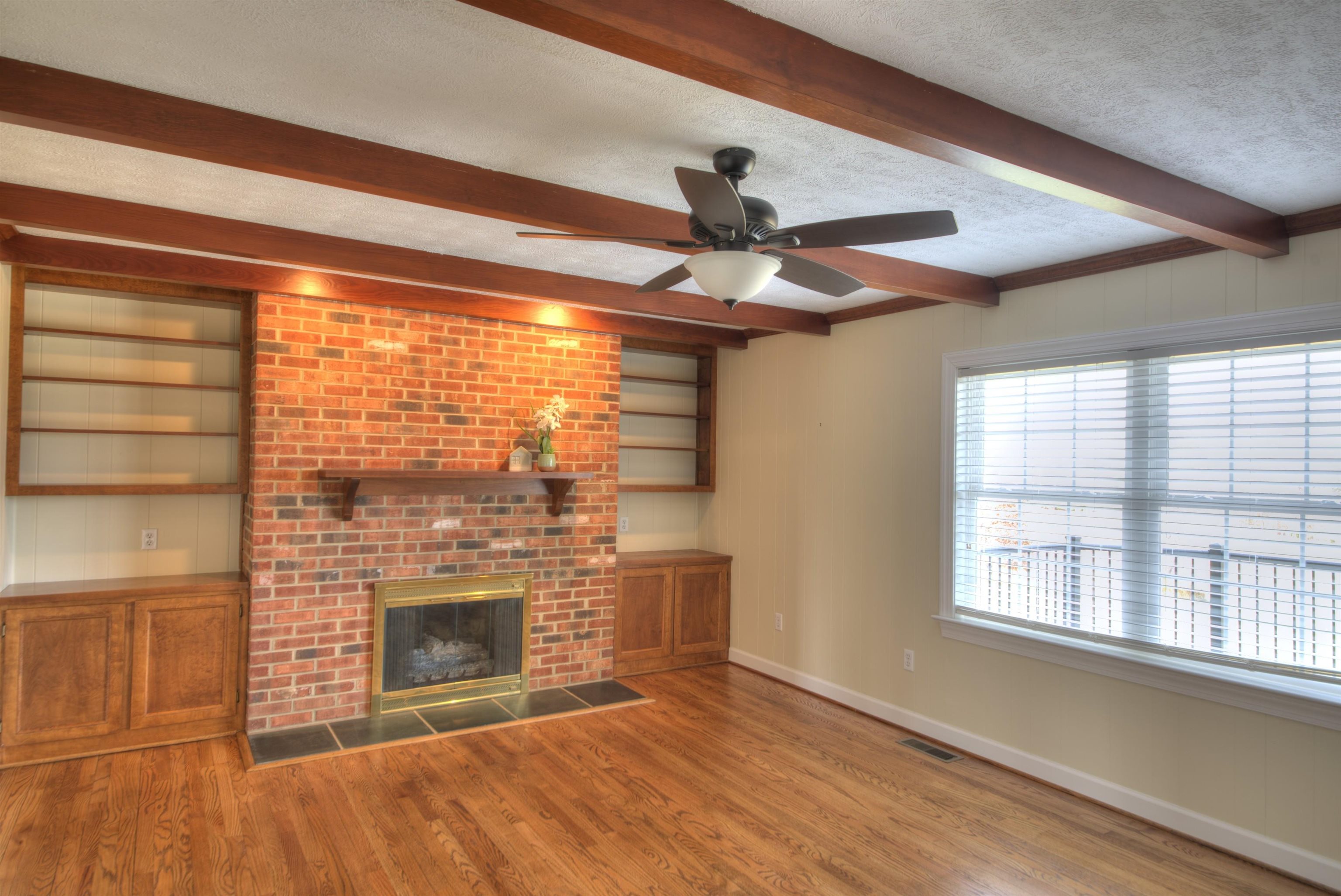 152 HUNTINGTON PL, WAYNESBORO, Virginia 22980, 4 Bedrooms Bedrooms, ,3 BathroomsBathrooms,Residential,152 HUNTINGTON PL,671368 MLS # 671368 152 HUNTINGTON PL, WAYNESBORO, Virginia 22980, 4 Bedrooms Bedrooms, ,3 BathroomsBathrooms,Residential,152 HUNTINGTON PL,671368 MLS # 671368