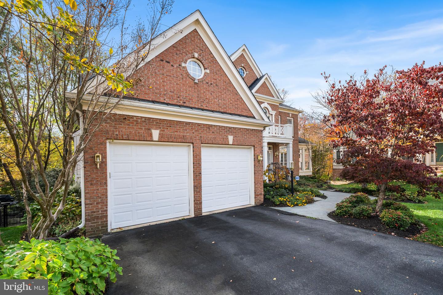 10121 RATCLIFFE MANOR DR, FAIRFAX, Virginia 22030, 6 Bedrooms Bedrooms, ,5 BathroomsBathrooms,Residential,For sale,10121 RATCLIFFE MANOR DR,VAFC2007372 MLS # VAFC2007372