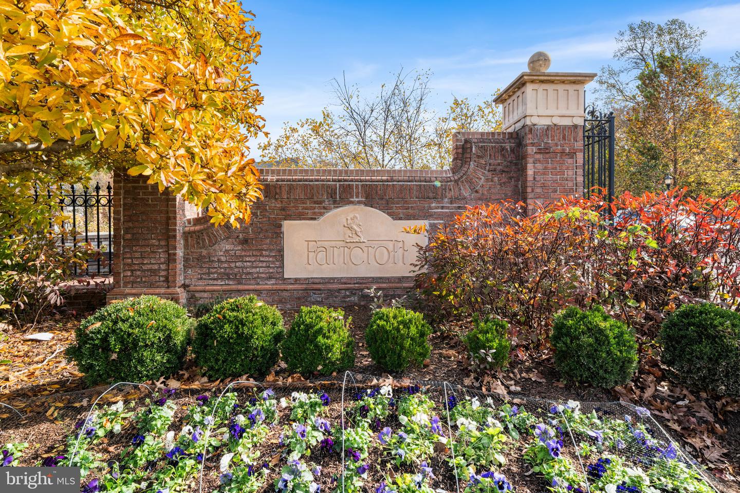 10121 RATCLIFFE MANOR DR, FAIRFAX, Virginia 22030, 6 Bedrooms Bedrooms, ,5 BathroomsBathrooms,Residential,For sale,10121 RATCLIFFE MANOR DR,VAFC2007372 MLS # VAFC2007372