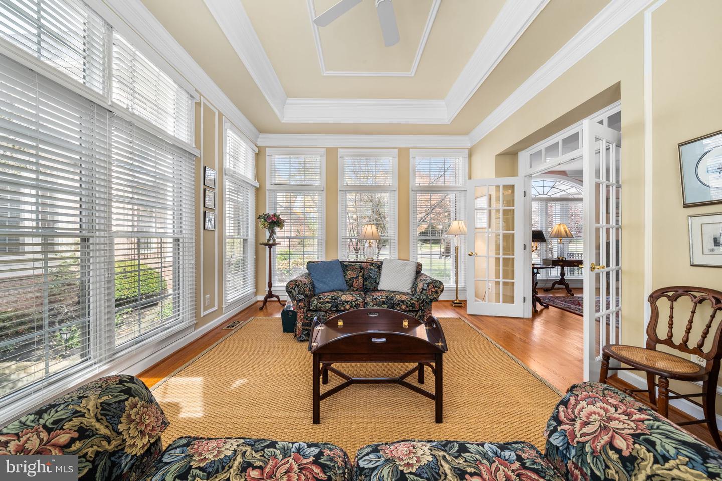 10121 RATCLIFFE MANOR DR, FAIRFAX, Virginia 22030, 6 Bedrooms Bedrooms, ,5 BathroomsBathrooms,Residential,For sale,10121 RATCLIFFE MANOR DR,VAFC2007372 MLS # VAFC2007372