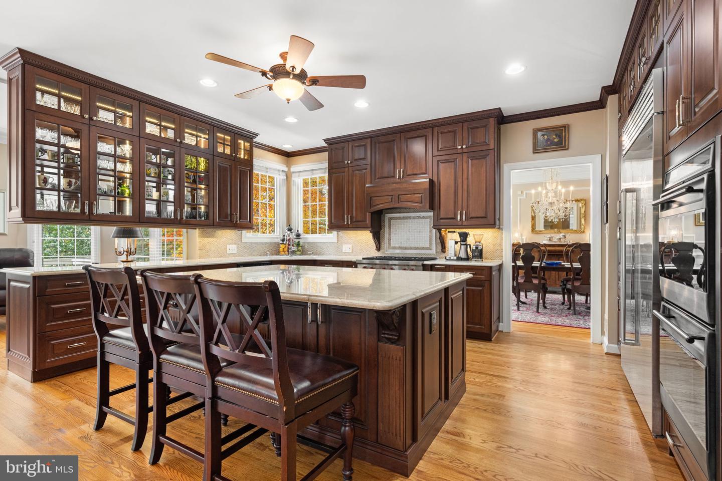 10121 RATCLIFFE MANOR DR, FAIRFAX, Virginia 22030, 6 Bedrooms Bedrooms, ,5 BathroomsBathrooms,Residential,For sale,10121 RATCLIFFE MANOR DR,VAFC2007372 MLS # VAFC2007372