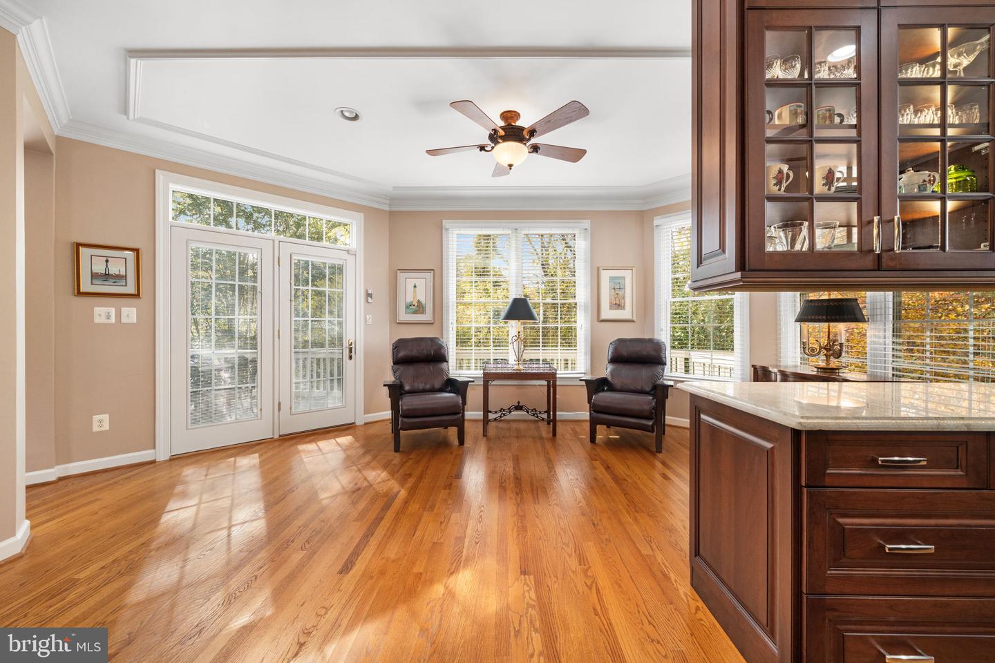 10121 RATCLIFFE MANOR DR, FAIRFAX, Virginia 22030, 6 Bedrooms Bedrooms, ,5 BathroomsBathrooms,Residential,For sale,10121 RATCLIFFE MANOR DR,VAFC2007372 MLS # VAFC2007372