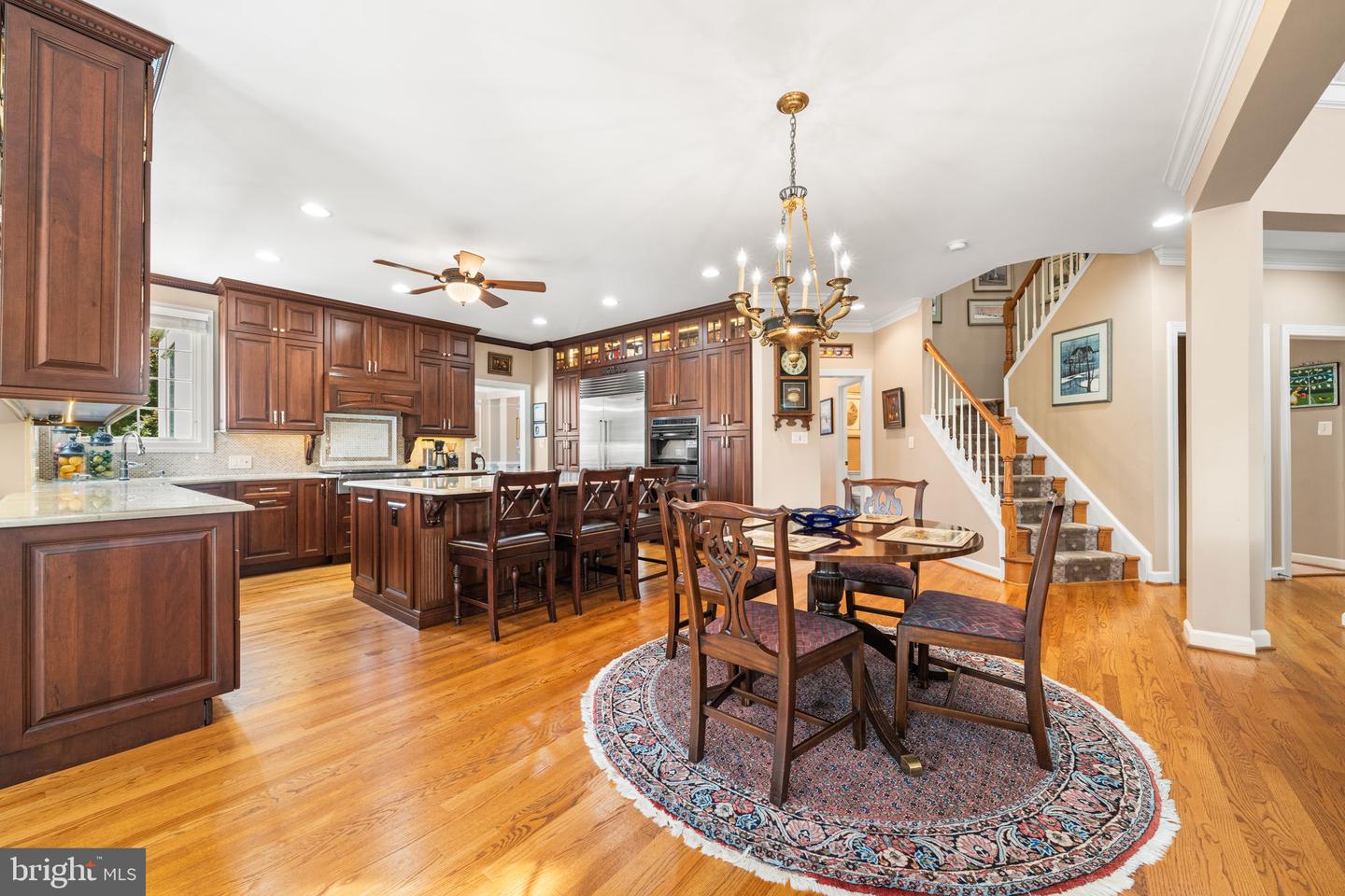 10121 RATCLIFFE MANOR DR, FAIRFAX, Virginia 22030, 6 Bedrooms Bedrooms, ,5 BathroomsBathrooms,Residential,For sale,10121 RATCLIFFE MANOR DR,VAFC2007372 MLS # VAFC2007372