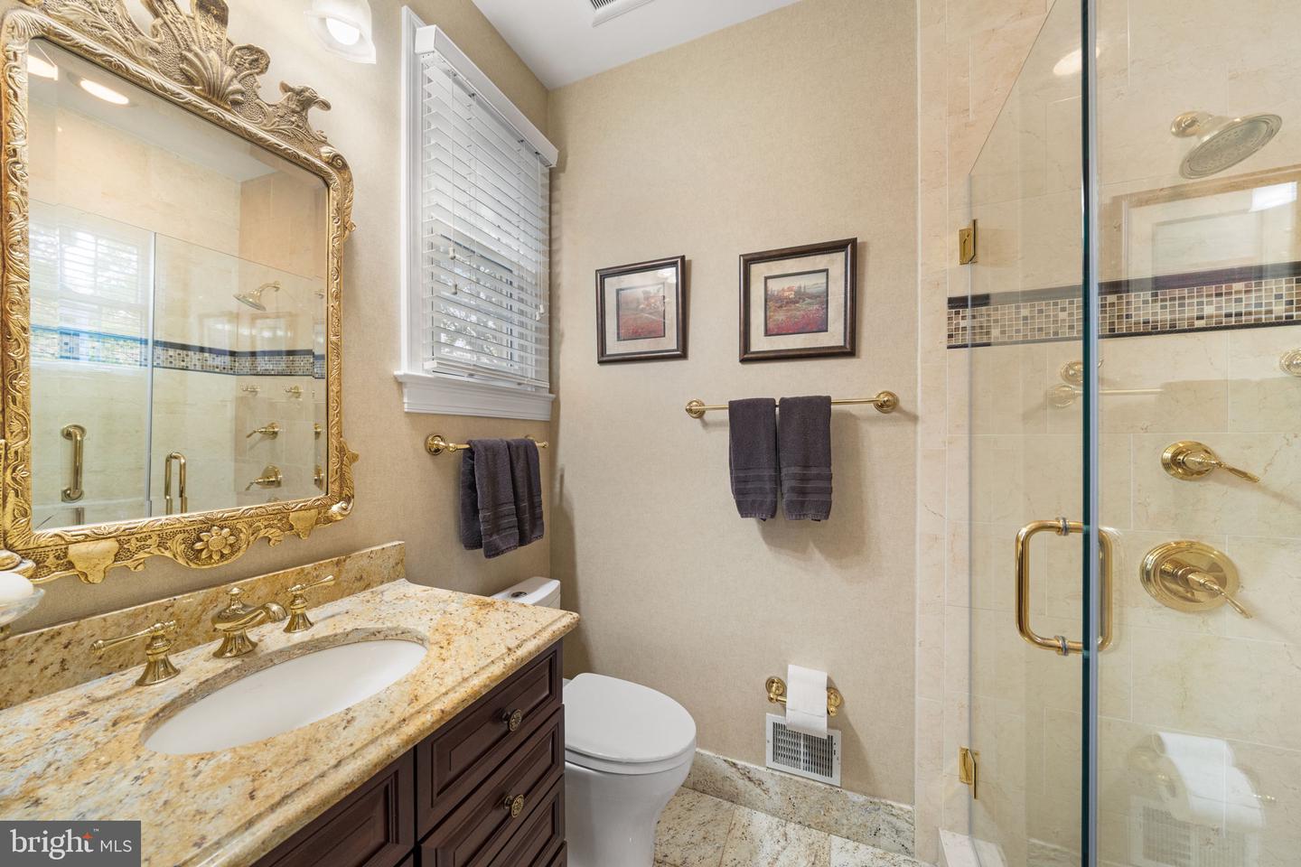 10121 RATCLIFFE MANOR DR, FAIRFAX, Virginia 22030, 6 Bedrooms Bedrooms, ,5 BathroomsBathrooms,Residential,For sale,10121 RATCLIFFE MANOR DR,VAFC2007372 MLS # VAFC2007372