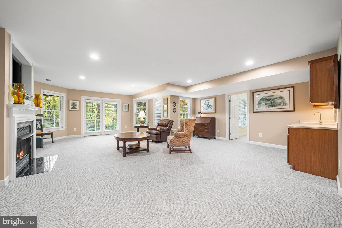 10121 RATCLIFFE MANOR DR, FAIRFAX, Virginia 22030, 6 Bedrooms Bedrooms, ,5 BathroomsBathrooms,Residential,For sale,10121 RATCLIFFE MANOR DR,VAFC2007372 MLS # VAFC2007372