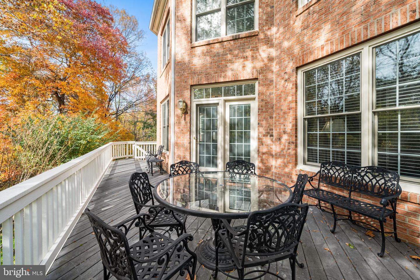 10121 RATCLIFFE MANOR DR, FAIRFAX, Virginia 22030, 6 Bedrooms Bedrooms, ,5 BathroomsBathrooms,Residential,For sale,10121 RATCLIFFE MANOR DR,VAFC2007372 MLS # VAFC2007372