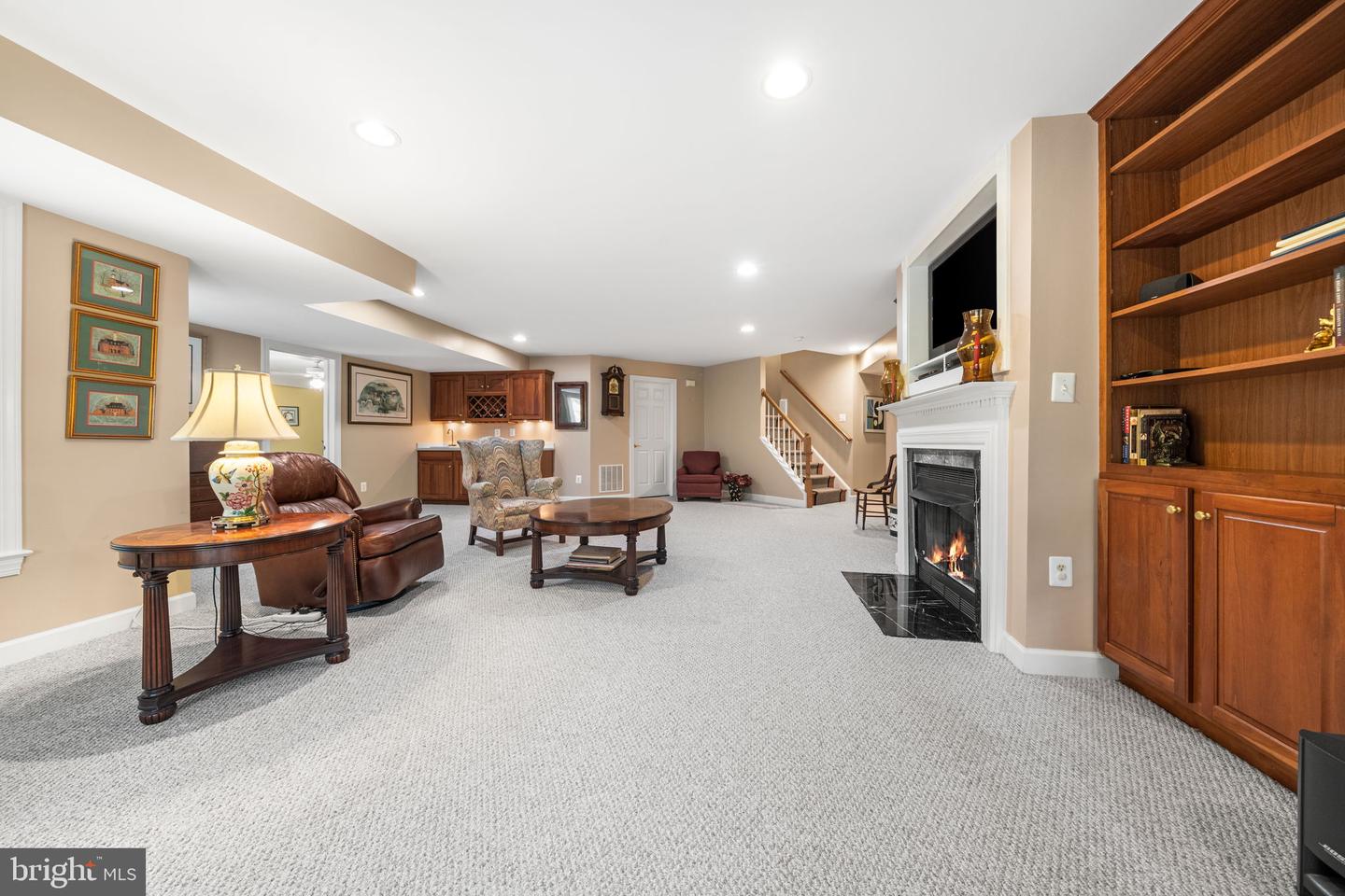 10121 RATCLIFFE MANOR DR, FAIRFAX, Virginia 22030, 6 Bedrooms Bedrooms, ,5 BathroomsBathrooms,Residential,For sale,10121 RATCLIFFE MANOR DR,VAFC2007372 MLS # VAFC2007372