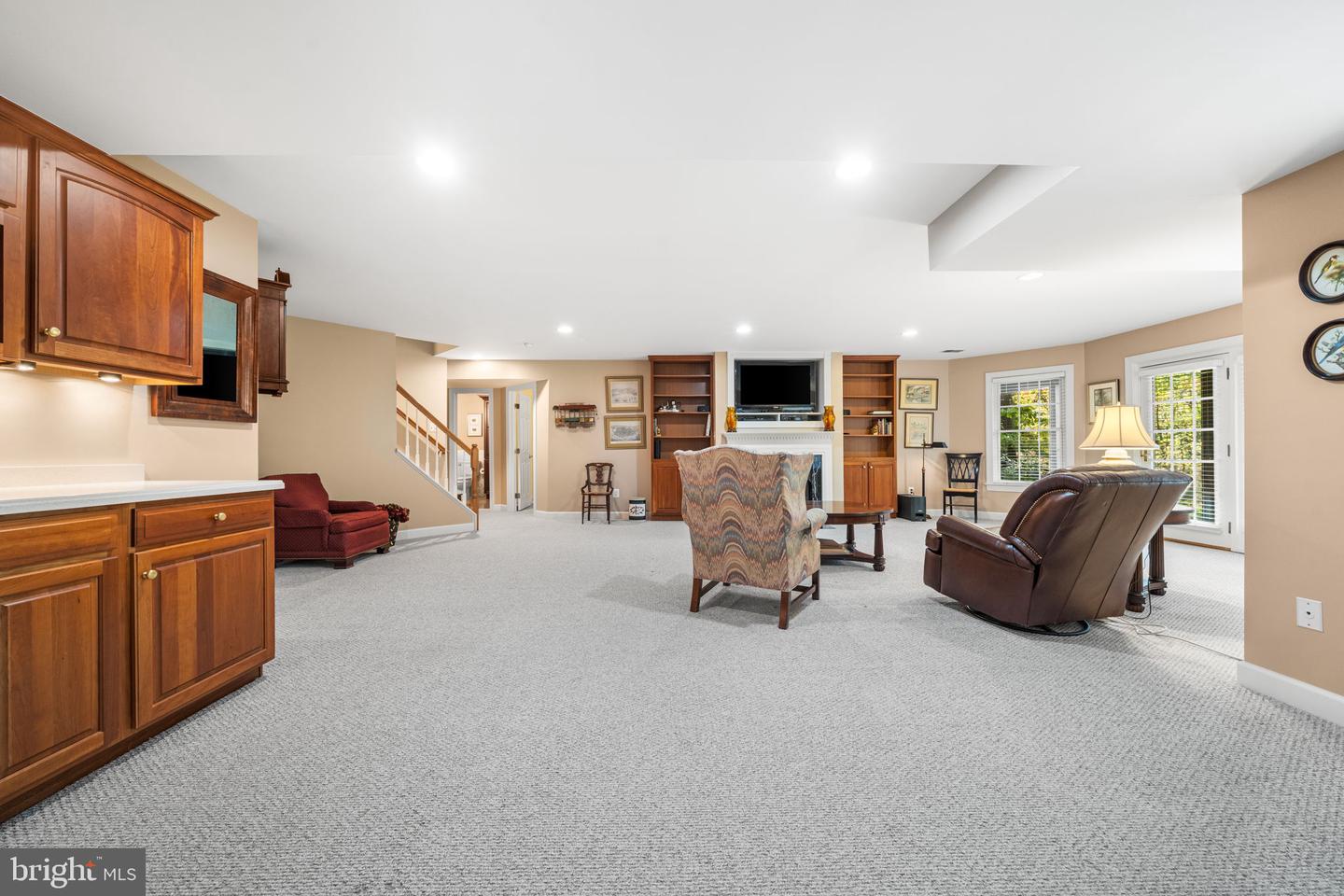 10121 RATCLIFFE MANOR DR, FAIRFAX, Virginia 22030, 6 Bedrooms Bedrooms, ,5 BathroomsBathrooms,Residential,For sale,10121 RATCLIFFE MANOR DR,VAFC2007372 MLS # VAFC2007372