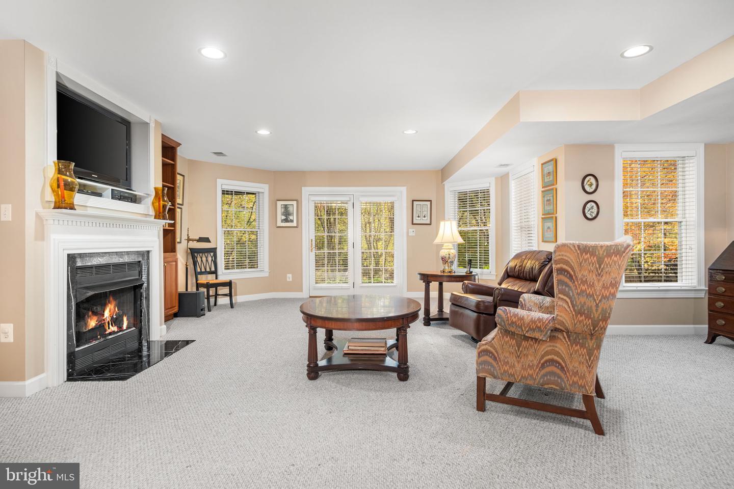 10121 RATCLIFFE MANOR DR, FAIRFAX, Virginia 22030, 6 Bedrooms Bedrooms, ,5 BathroomsBathrooms,Residential,For sale,10121 RATCLIFFE MANOR DR,VAFC2007372 MLS # VAFC2007372