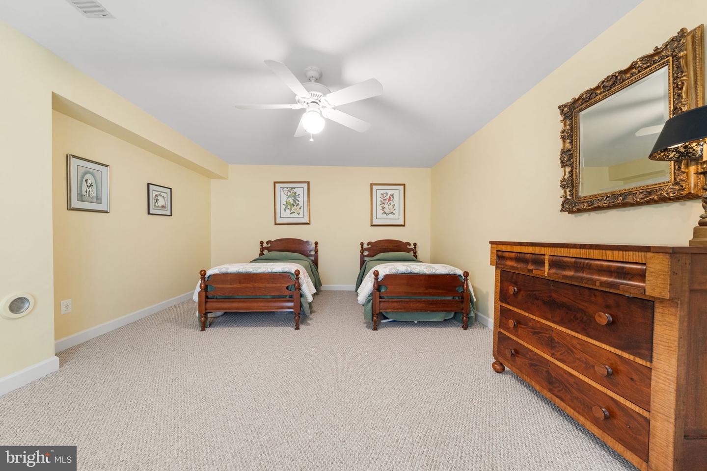 10121 RATCLIFFE MANOR DR, FAIRFAX, Virginia 22030, 6 Bedrooms Bedrooms, ,5 BathroomsBathrooms,Residential,For sale,10121 RATCLIFFE MANOR DR,VAFC2007372 MLS # VAFC2007372