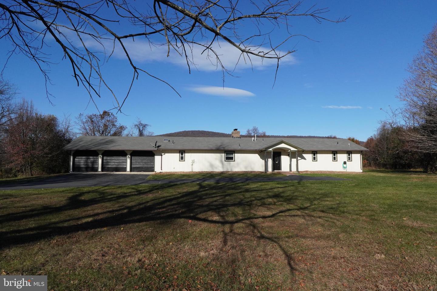 33900 AUSTIN GROVE RD, BLUEMONT, Virginia 20135, 3 Bedrooms Bedrooms, 7 Rooms Rooms,2 BathroomsBathrooms,Residential,For sale,33900 AUSTIN GROVE RD,VALO2111036 MLS # VALO2111036