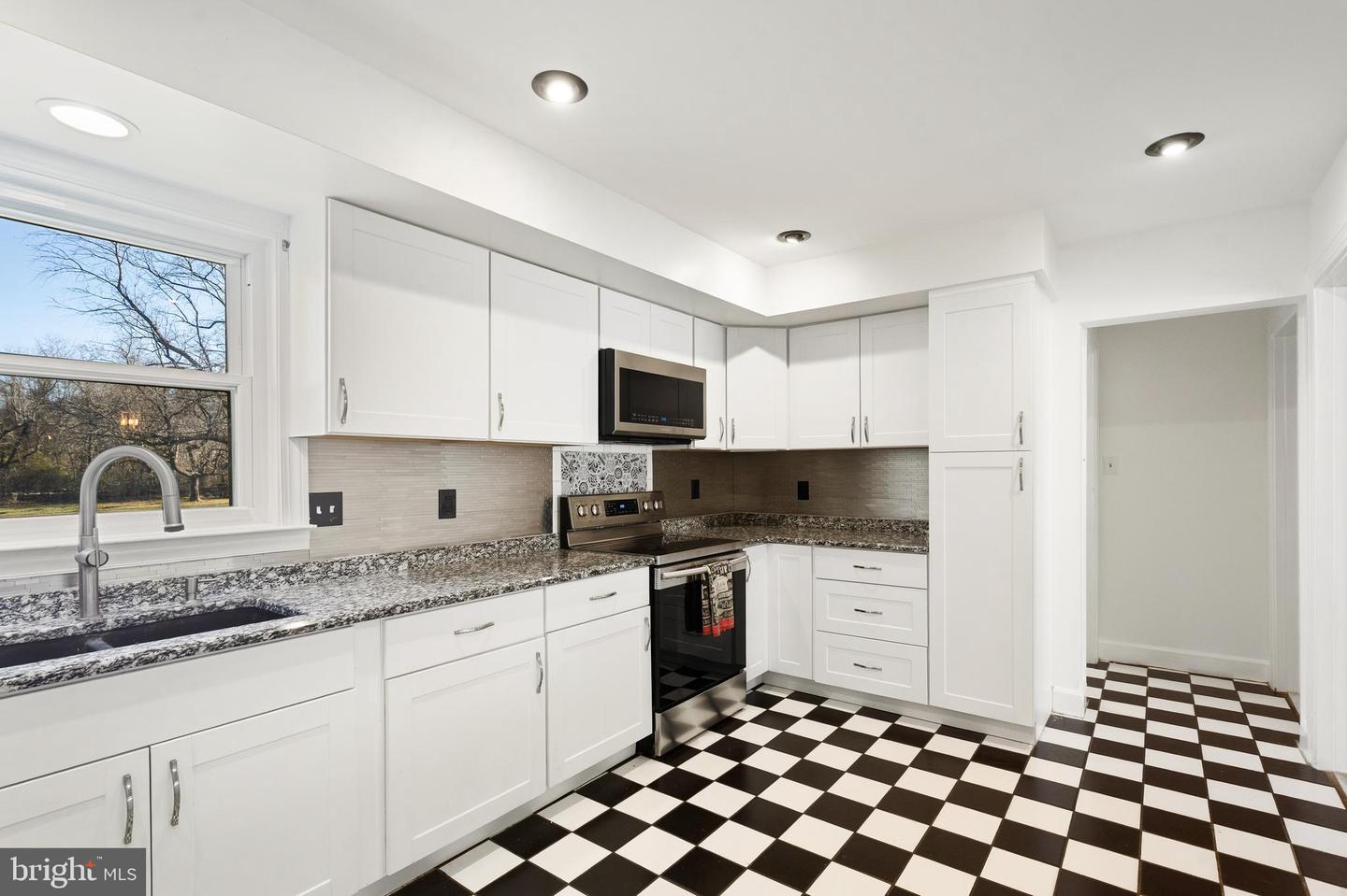 33900 AUSTIN GROVE RD, BLUEMONT, Virginia 20135, 3 Bedrooms Bedrooms, 7 Rooms Rooms,2 BathroomsBathrooms,Residential,For sale,33900 AUSTIN GROVE RD,VALO2111036 MLS # VALO2111036 33900 AUSTIN GROVE RD, BLUEMONT, Virginia 20135, 3 Bedrooms Bedrooms, 7 Rooms Rooms,2 BathroomsBathrooms,Residential,For sale,33900 AUSTIN GROVE RD,VALO2111036 MLS # VALO2111036